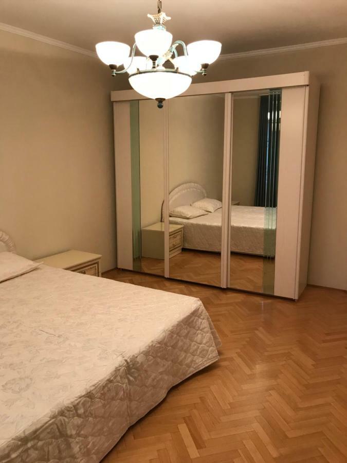 Gabor Pal 1 Apartman 2 Szoba Dunafoldvar Eksteriør billede