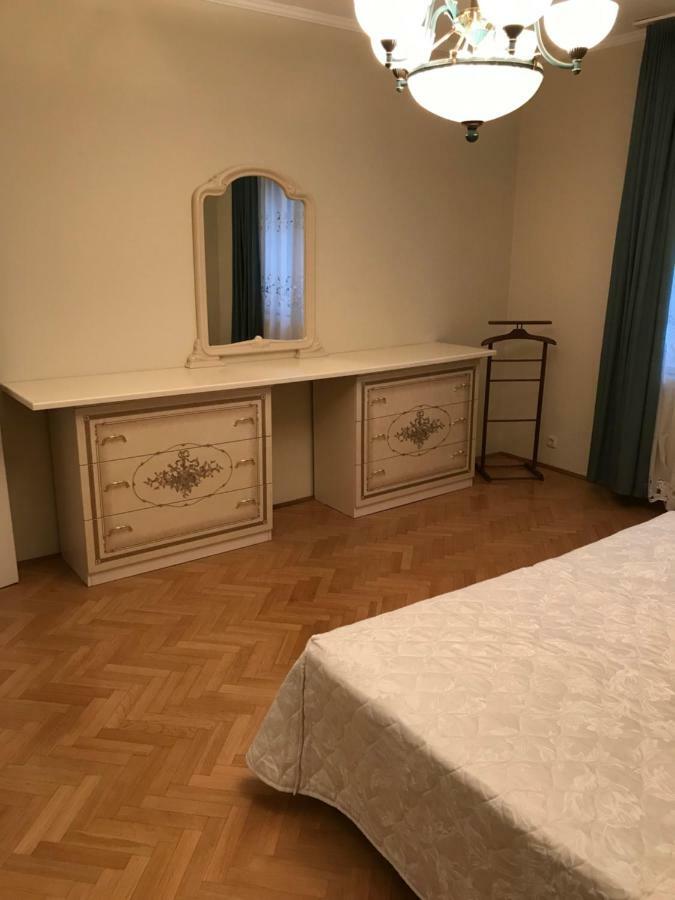Gabor Pal 1 Apartman 2 Szoba Dunafoldvar Eksteriør billede