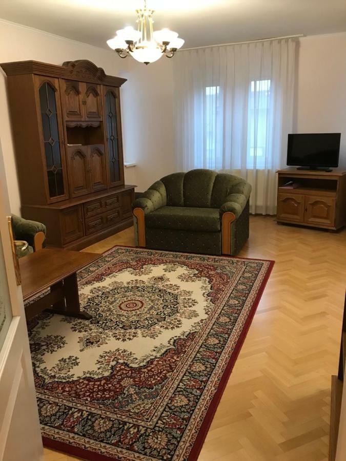 Gabor Pal 1 Apartman 2 Szoba Dunafoldvar Eksteriør billede